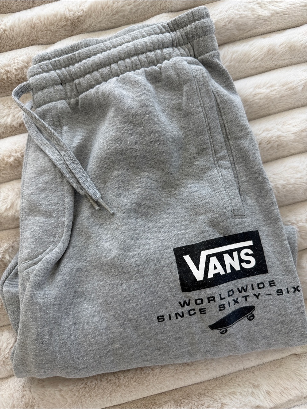 Vans Relaxed Fit Joggers - Men Medium